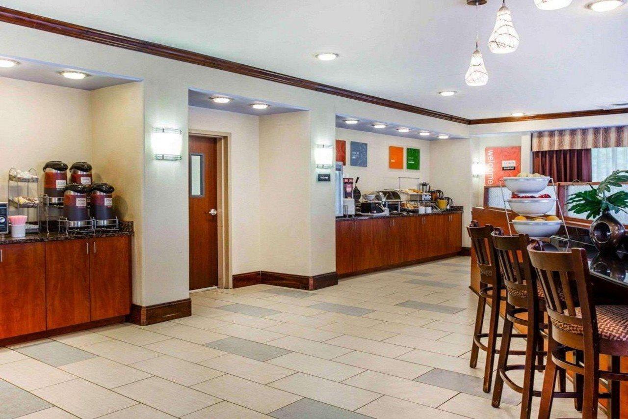 Comfort Suites At Kennesaw State University Bagian luar foto