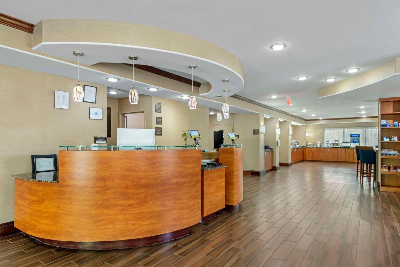 Comfort Suites At Kennesaw State University Bagian luar foto