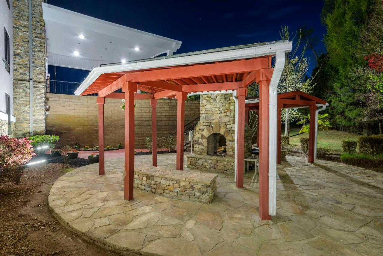 Comfort Suites At Kennesaw State University Bagian luar foto