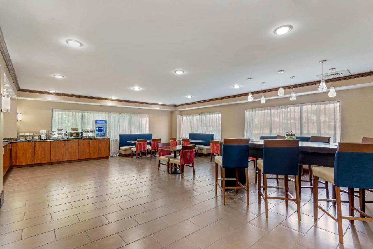 Comfort Suites At Kennesaw State University Bagian luar foto