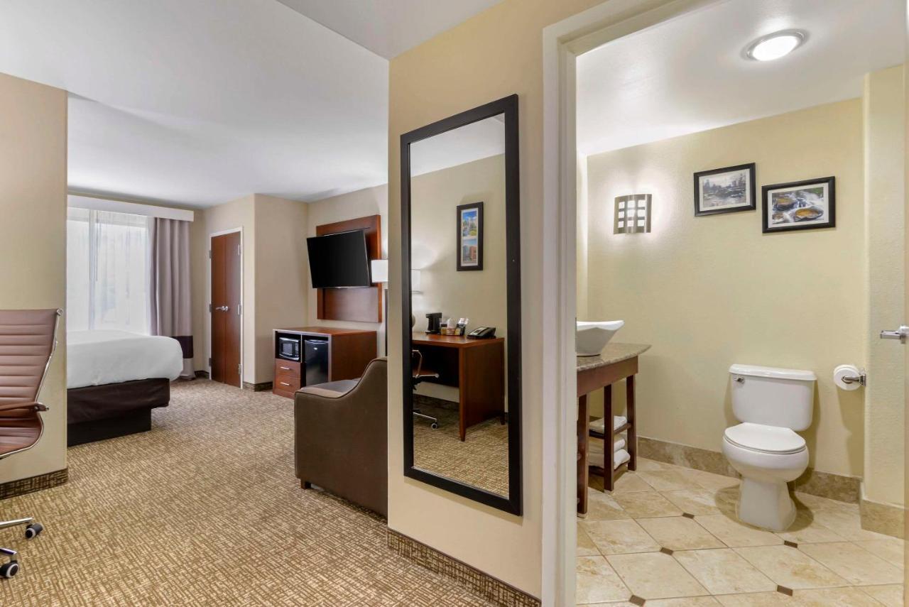Comfort Suites At Kennesaw State University Bagian luar foto