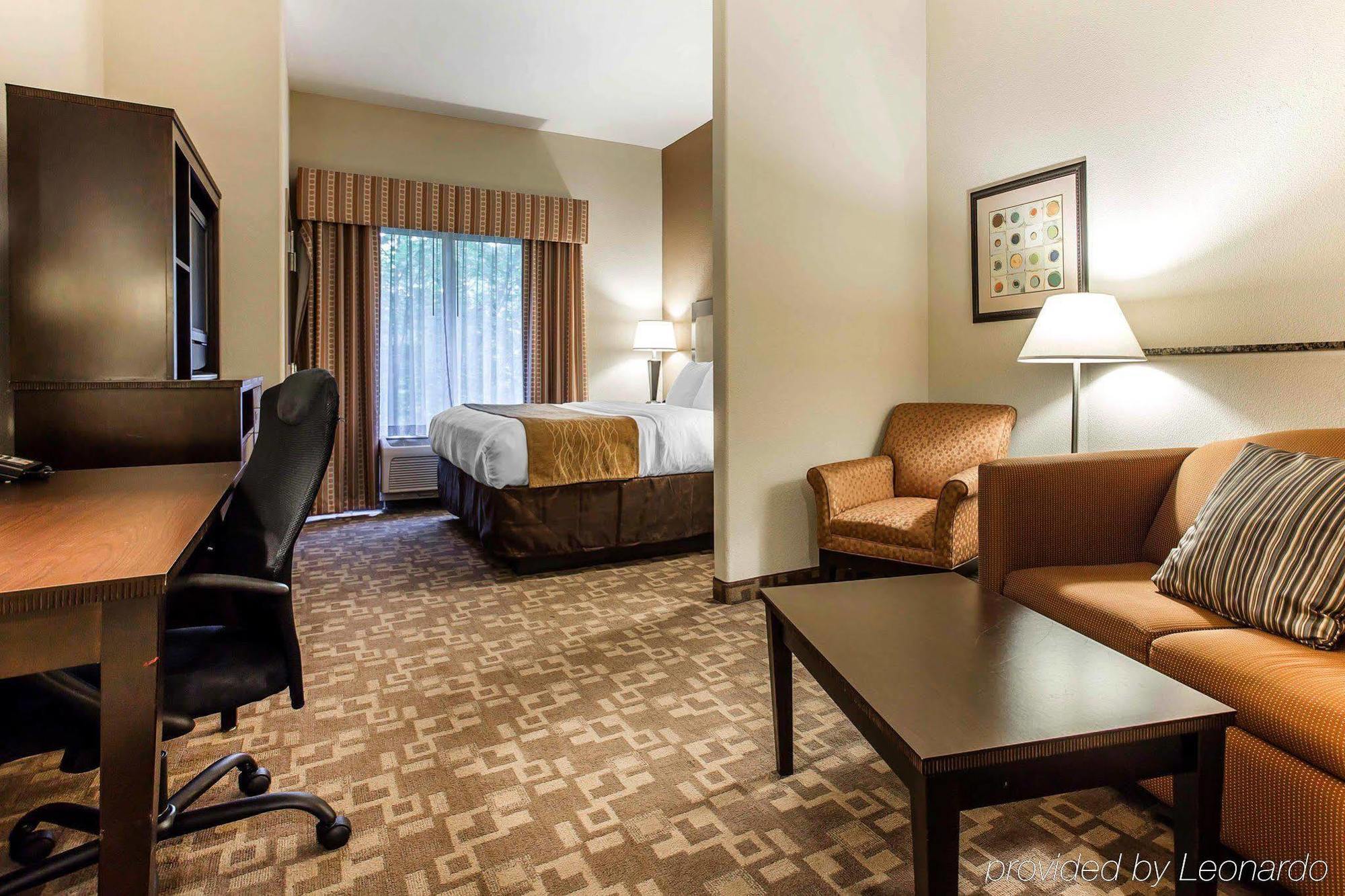 Comfort Suites At Kennesaw State University Bagian luar foto
