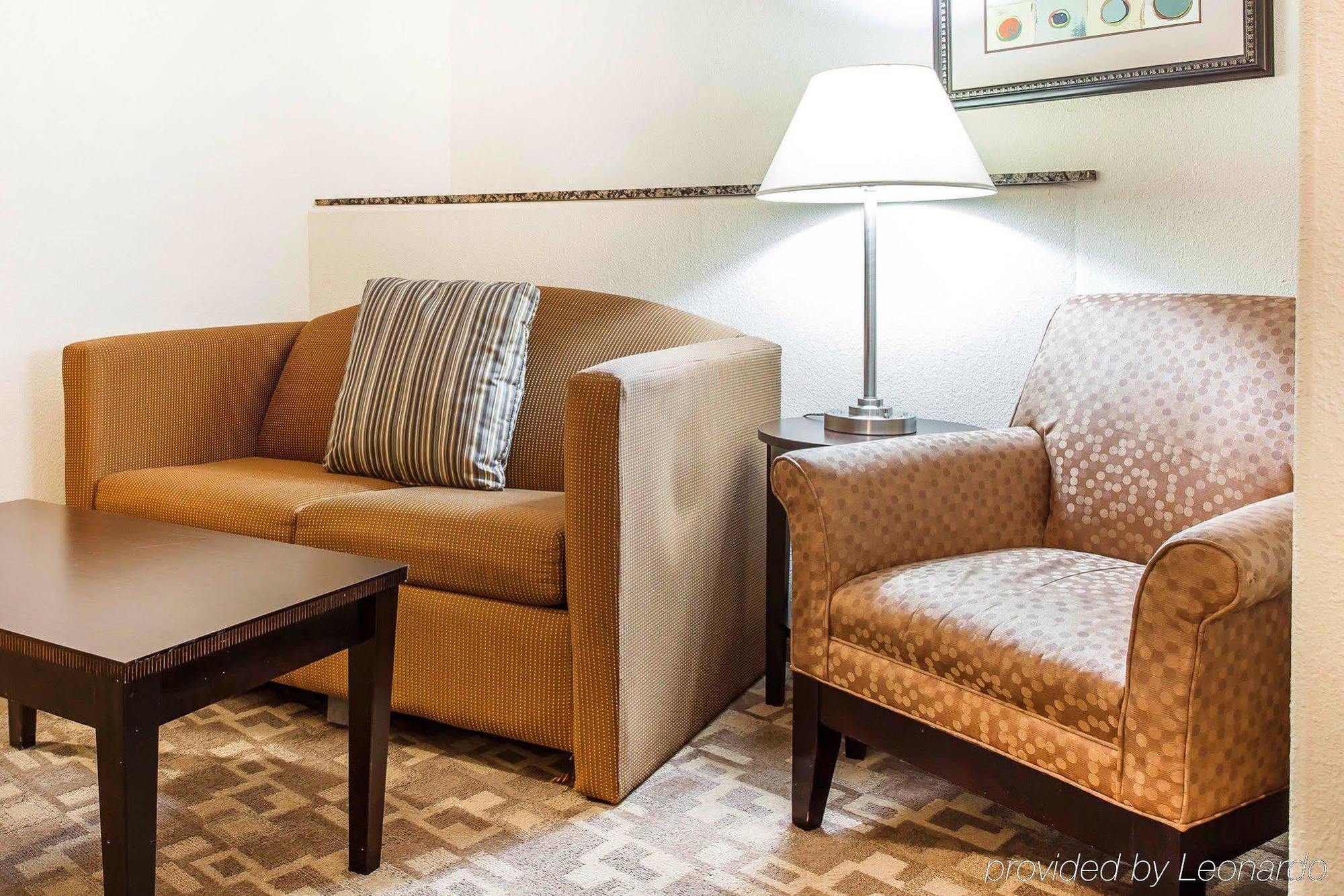 Comfort Suites At Kennesaw State University Bagian luar foto