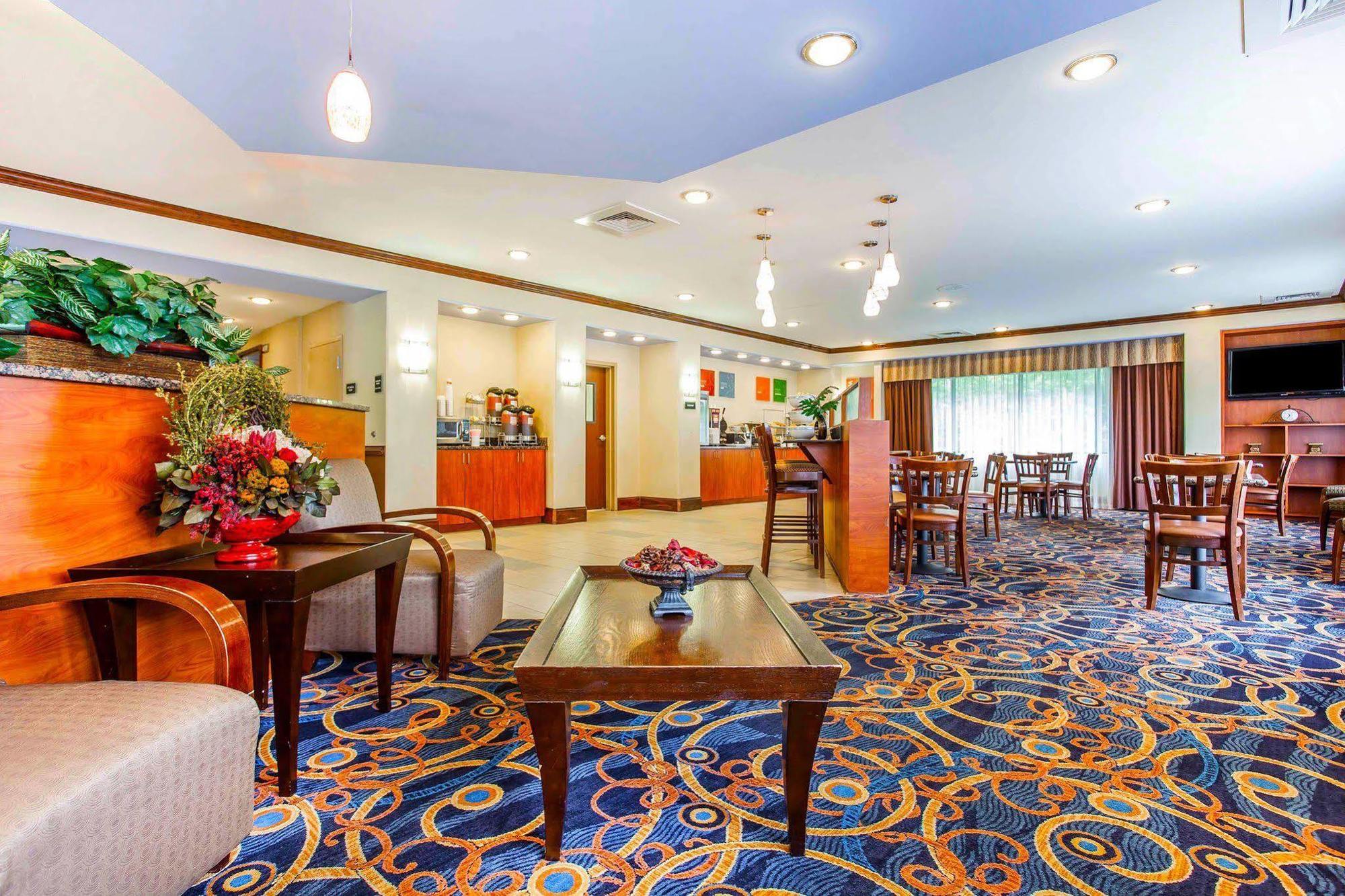Comfort Suites At Kennesaw State University Bagian luar foto