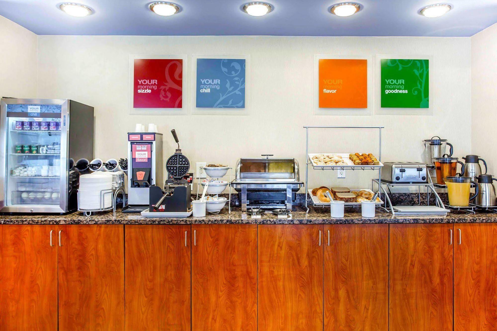 Comfort Suites At Kennesaw State University Bagian luar foto