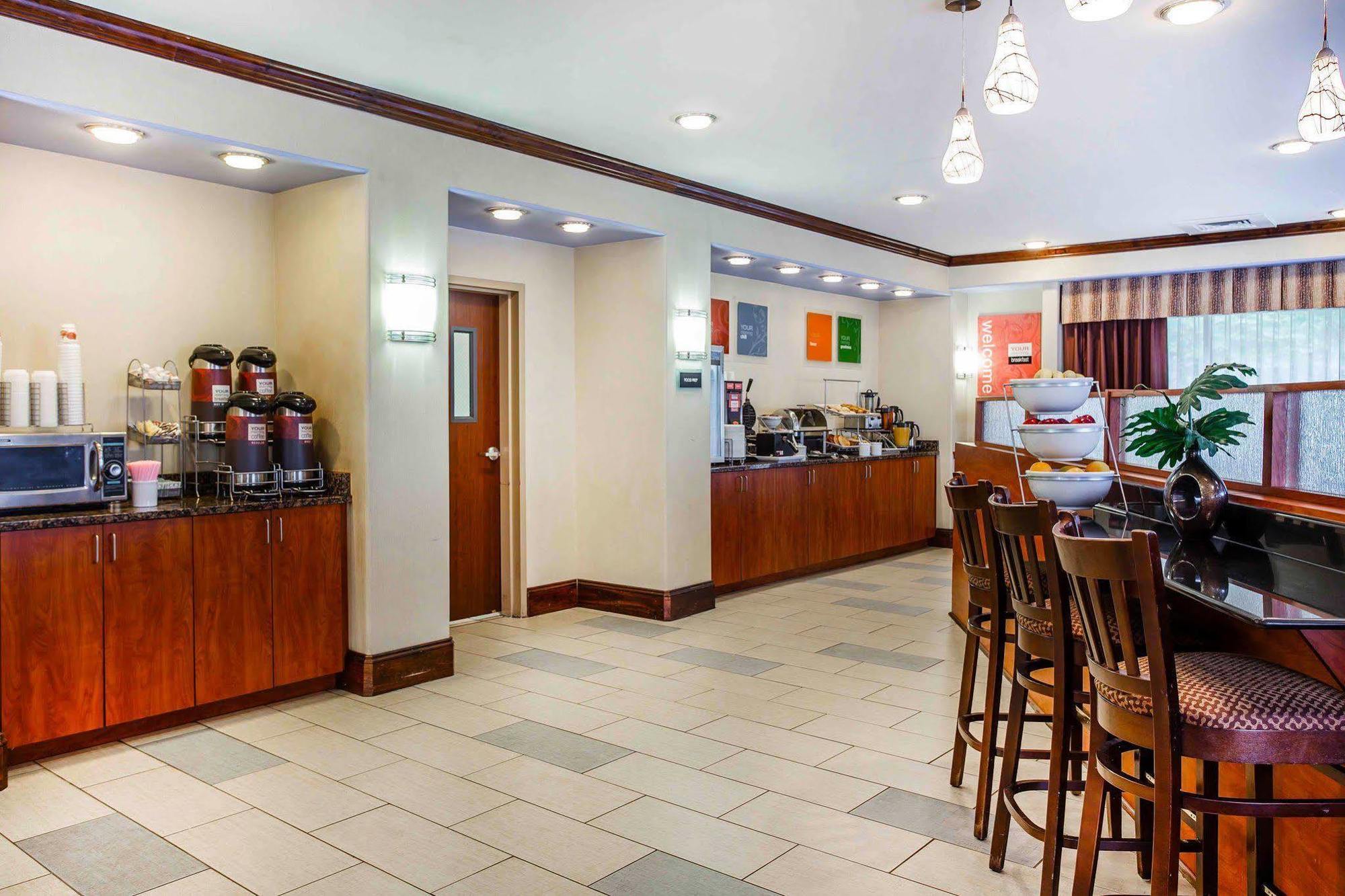 Comfort Suites At Kennesaw State University Bagian luar foto