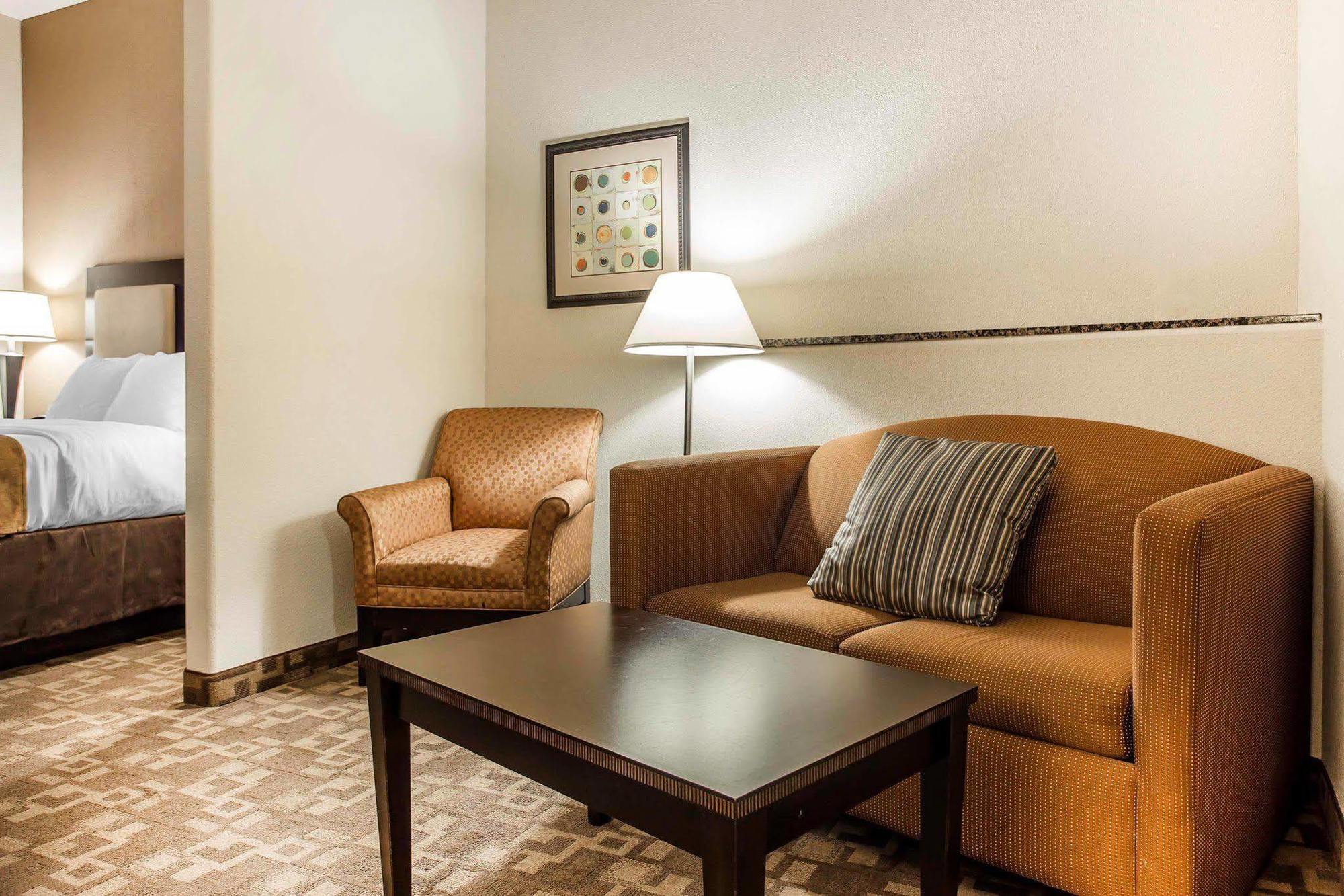 Comfort Suites At Kennesaw State University Bagian luar foto